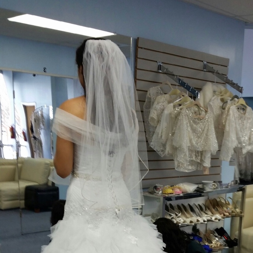 Brand new never worn Swarovski Rhinestone Edge veil (2 available)